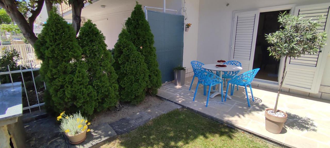 Apartment Garden Residence With Private Parking Split Exterior foto
