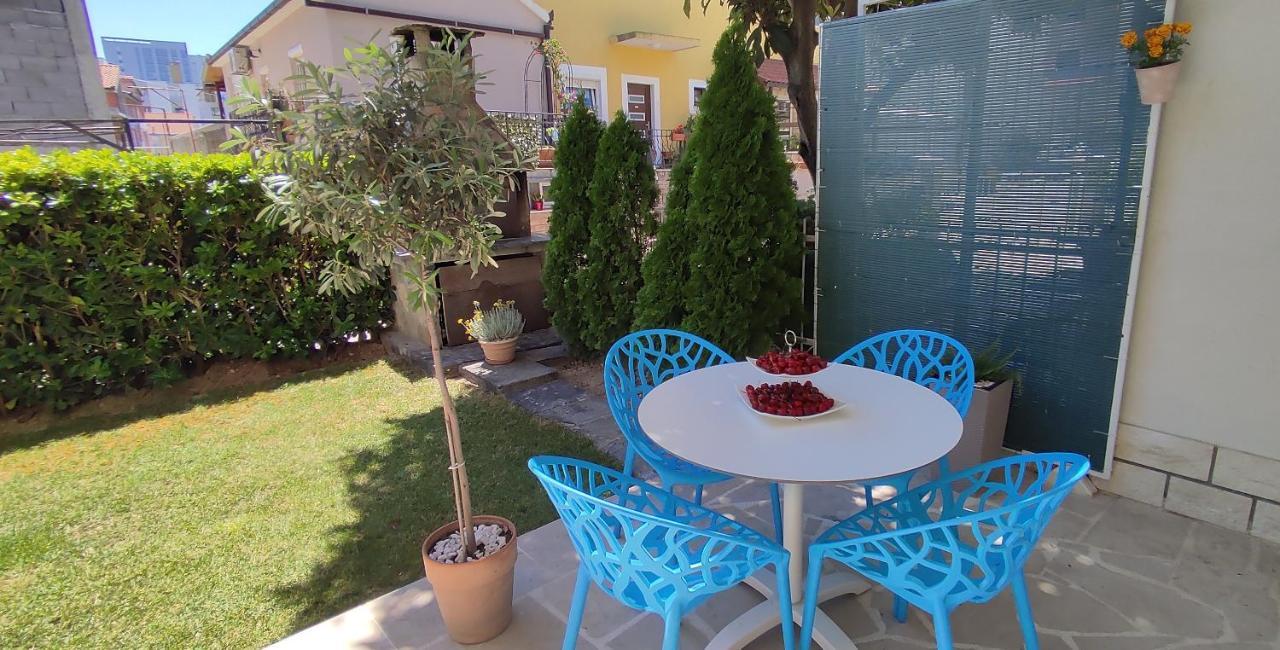 Apartment Garden Residence With Private Parking Split Exterior foto
